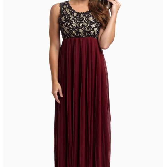 Pleated Chiffon Lace Maxi Maternity Dress - Picture 6 of 6